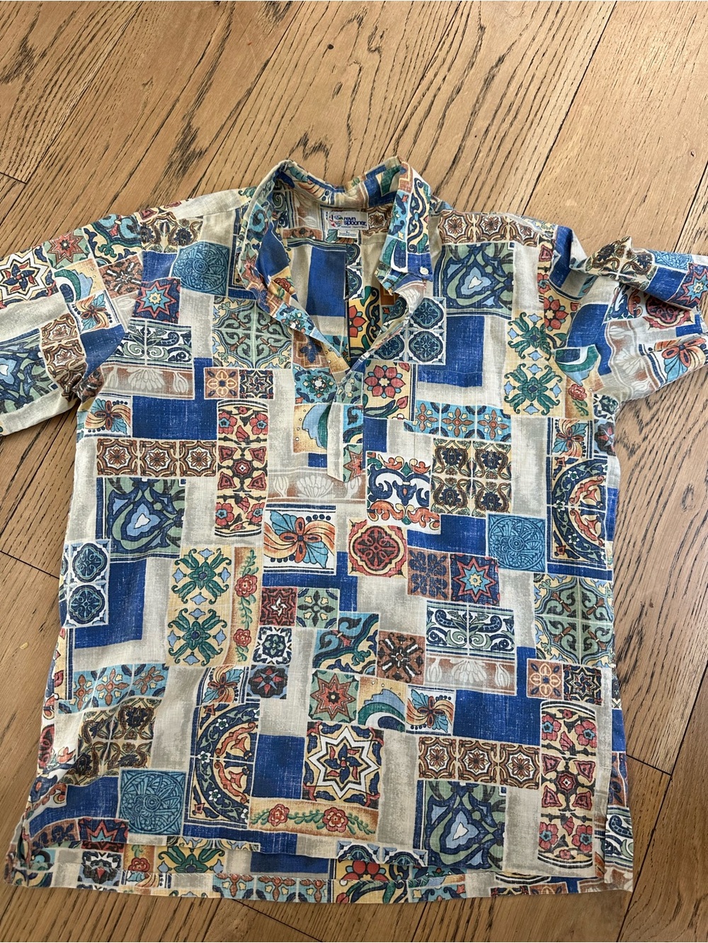 90's Reyn Spooner Shirt Catalina Tiles RARE Art Kloth Popover
